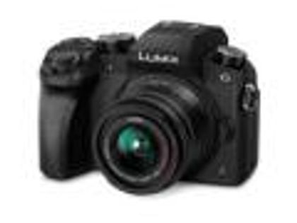 Panasonic Lumix DMC-G7 (14-42mm f/3.5-f/5.6 Kit Lens) Mirrorless Camera